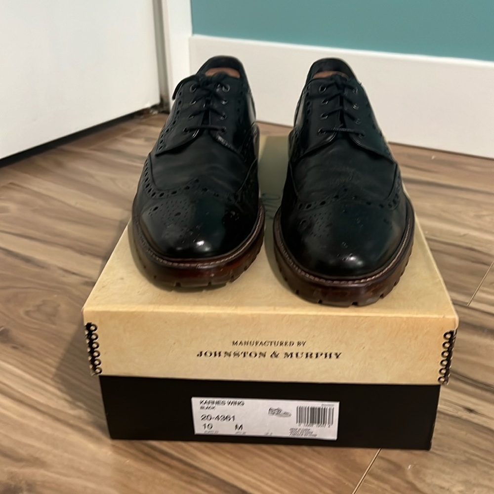 Johnston & Murphy Karnes Wing Black